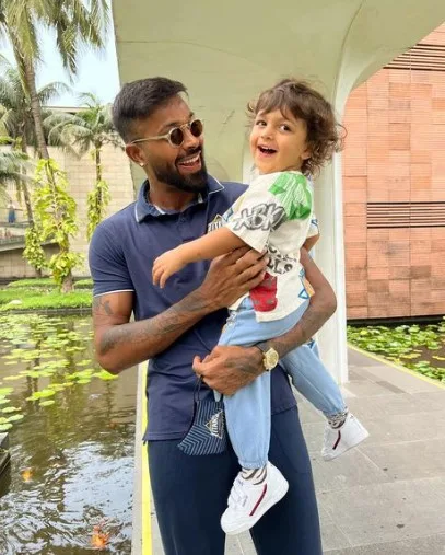 Hardik Pandya With His son