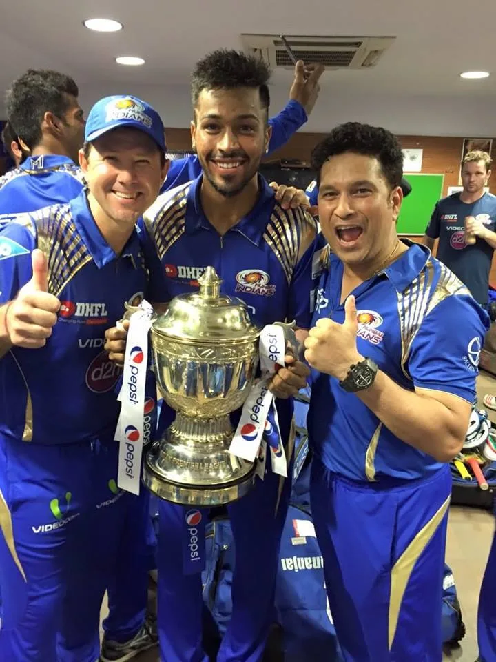 Hardik with Sachin and Poting